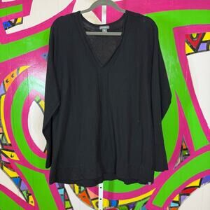 Eddie Bauer, Black V-Neck Knit Sweater. Size XL. In excellent condition!